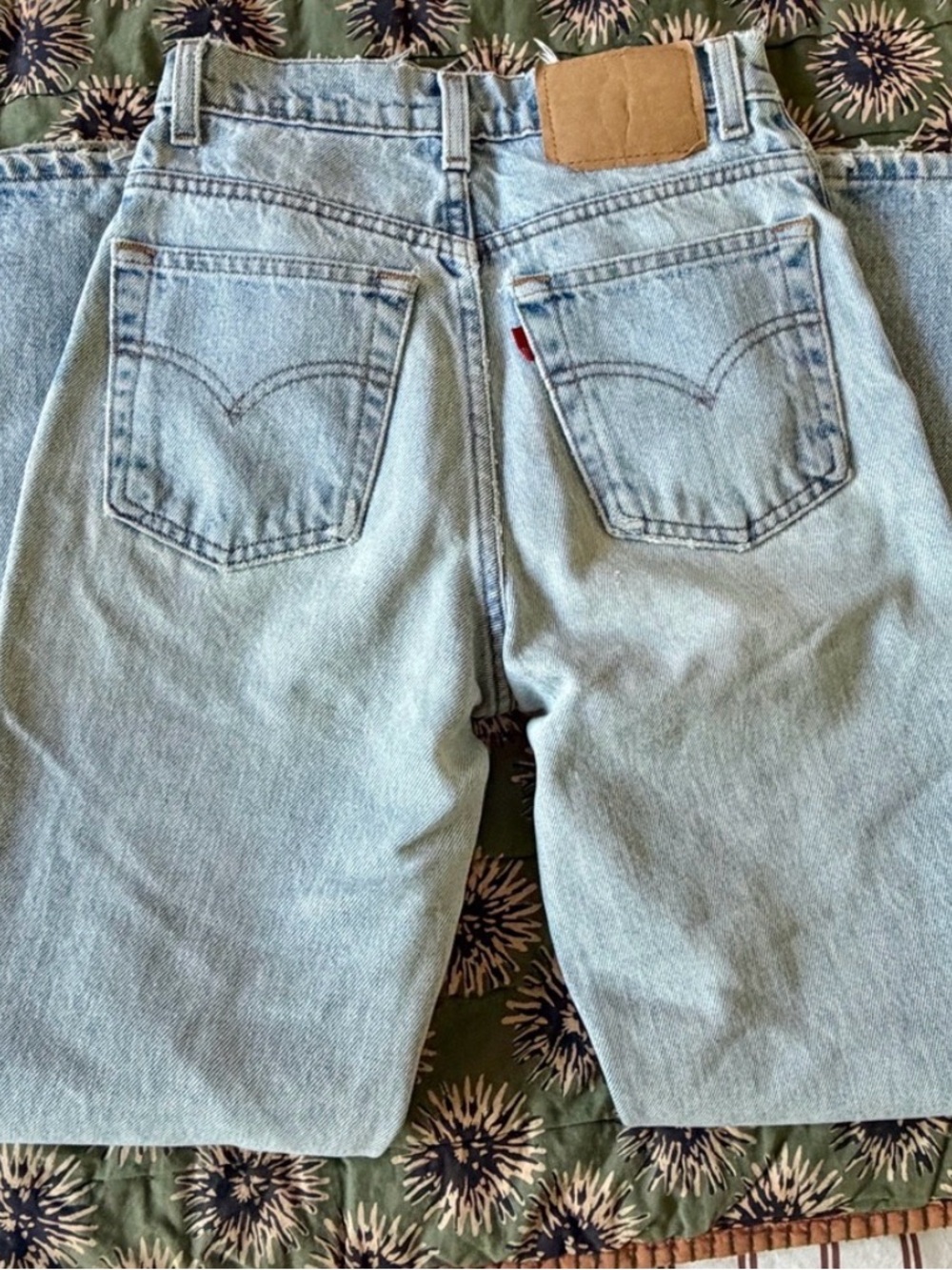 1990’s 512 Levi's Red Tab Light Blue Straight Leg High-Rise Jeans - zip fly - Picture 3 of 4